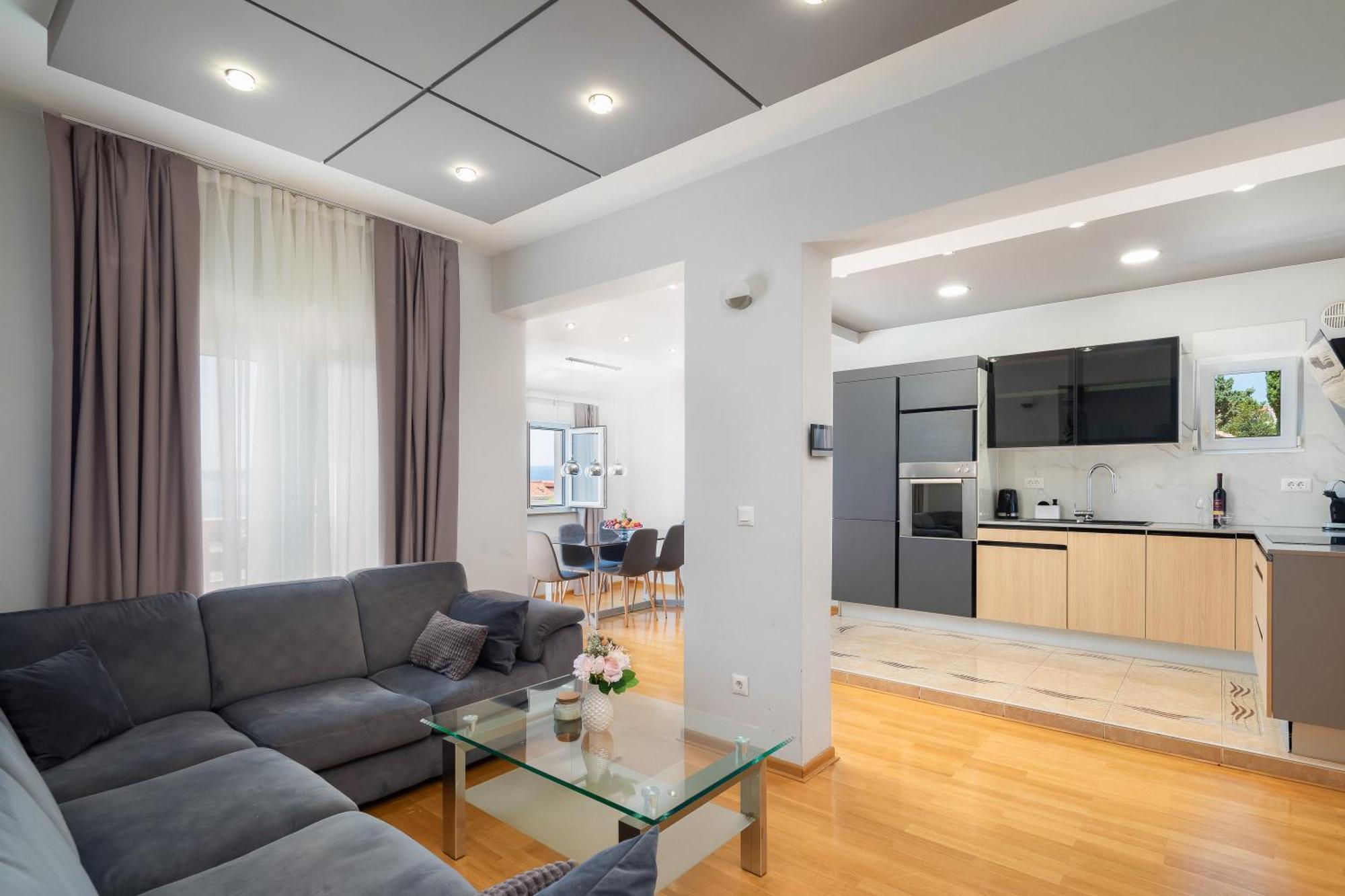 Apartmán Teo - Center With Free Parking *