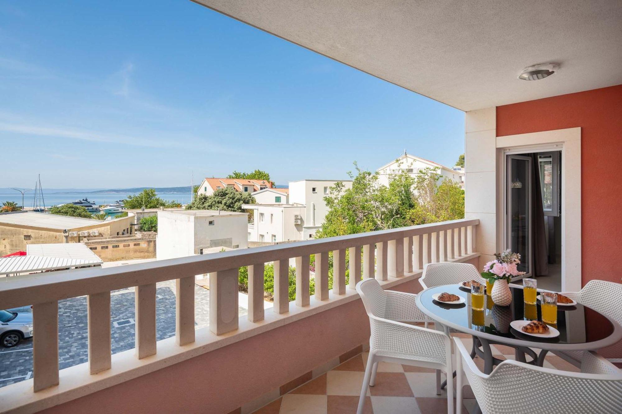 Apartmán Teo - Center With Free Parking Baška Voda