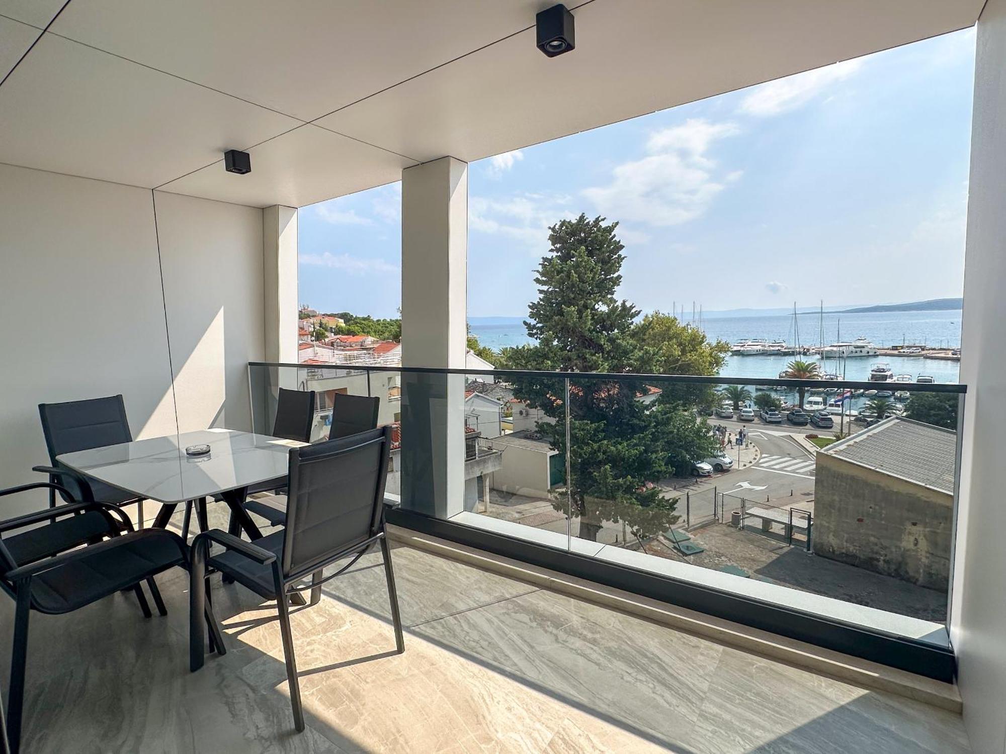 Teo - Center With Free Parking Apartmán *